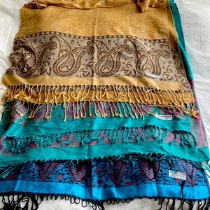 Pashmina scarves x3